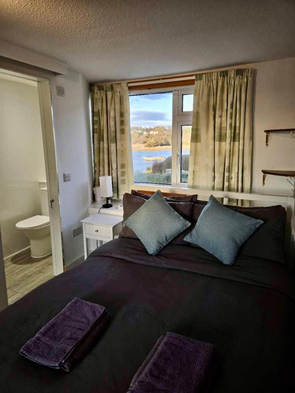Achnamara-Self Check In Hotell Portree Exteriör bild